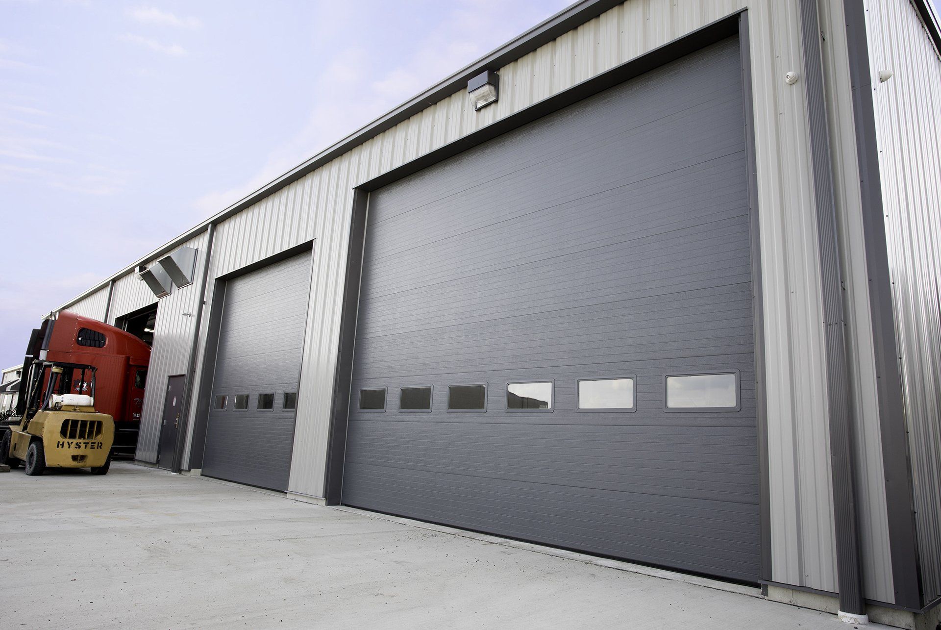 716+Charcoal_2G1A6111-Edit-1920w